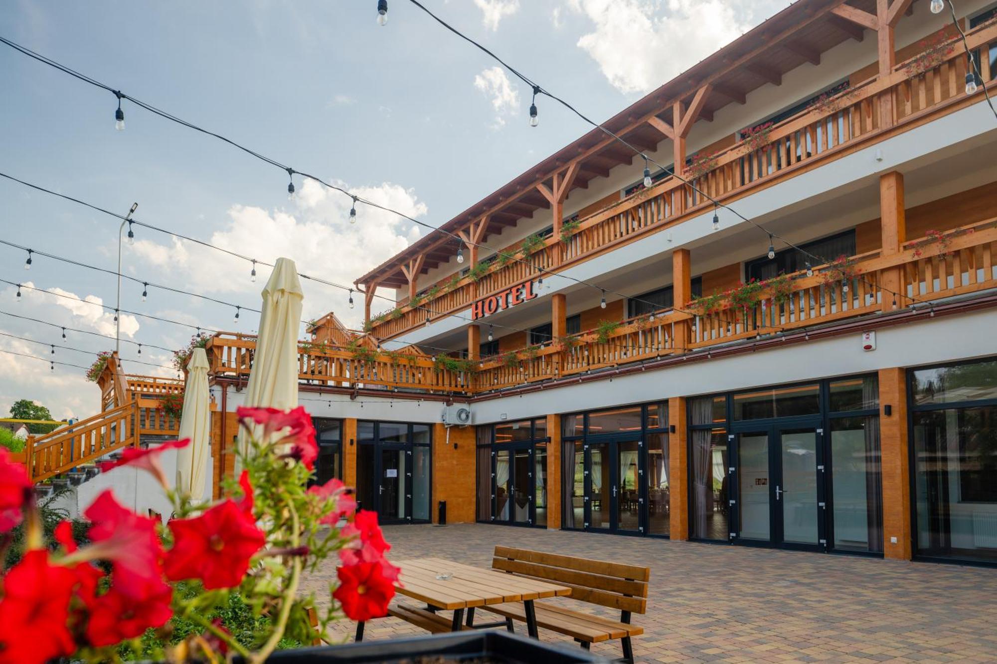 Mazurkowa - Z Widokiem Na Karkonosze I Sniezke, Darmowy Parking, Obok Restauracja Mazurkowa Chata Еленя-Гура Экстерьер фото